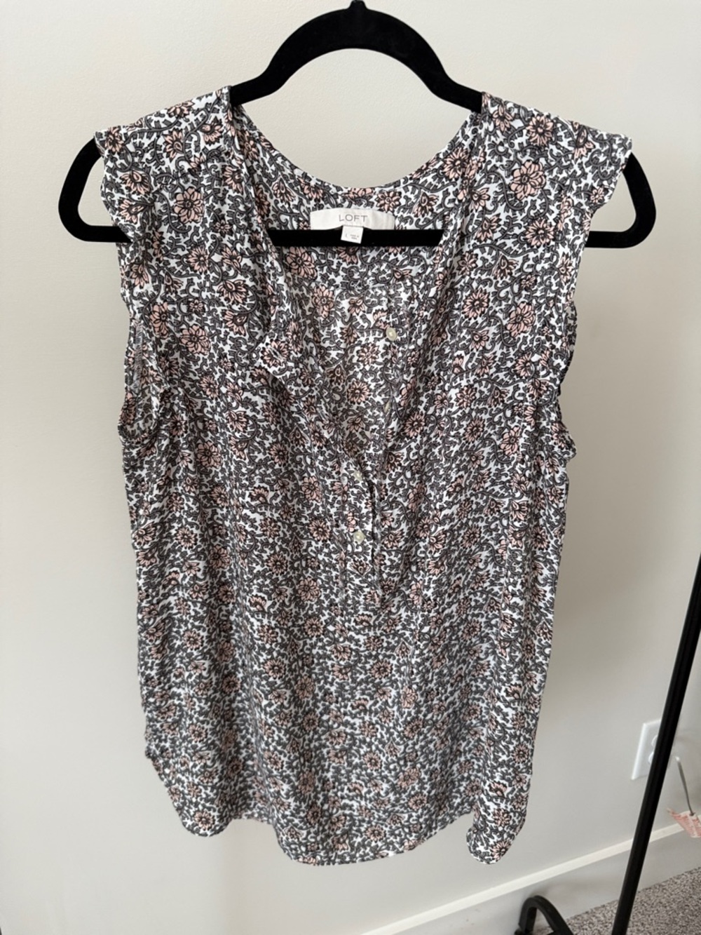 LOFT Floral Print Sleeveless Camisole in Pink and Black